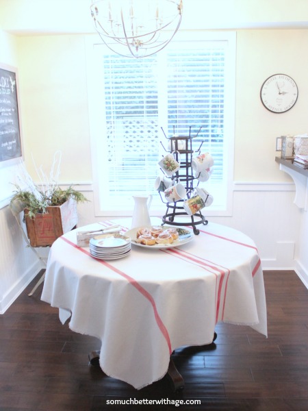 How to make a grain sack tablecloth DIY / dining table in kitchen - So Much Better With Age