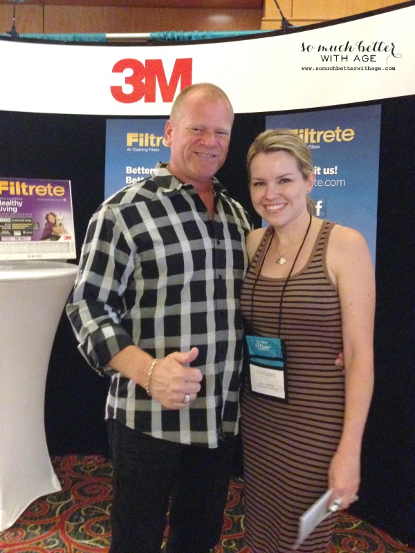 Mike Holmes posing for a picture with Jamie.