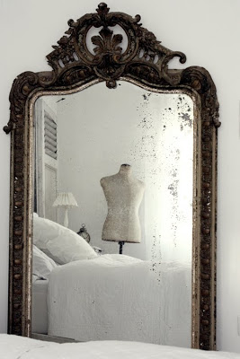 10 Tutorials on How to Antique a Mirror via somuchbetterwithage.com