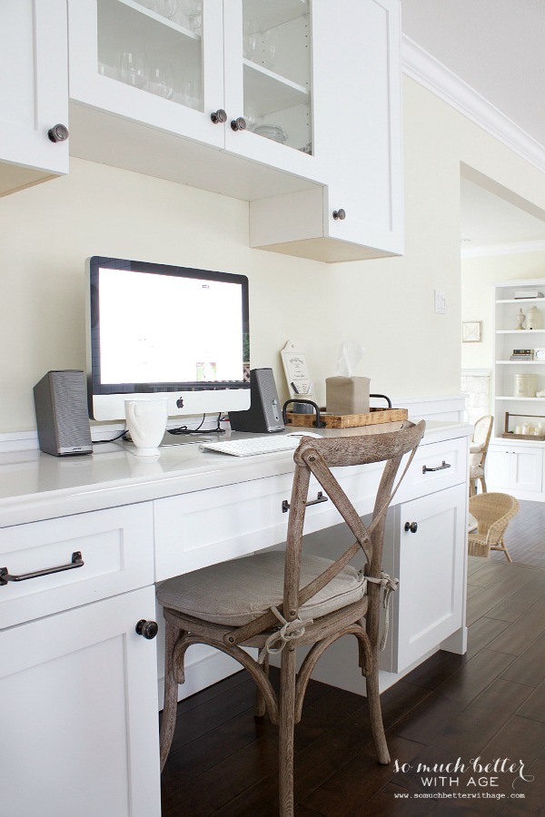 Butler pantry and kitchen office updates / French white kitchen - So Much Better With Age