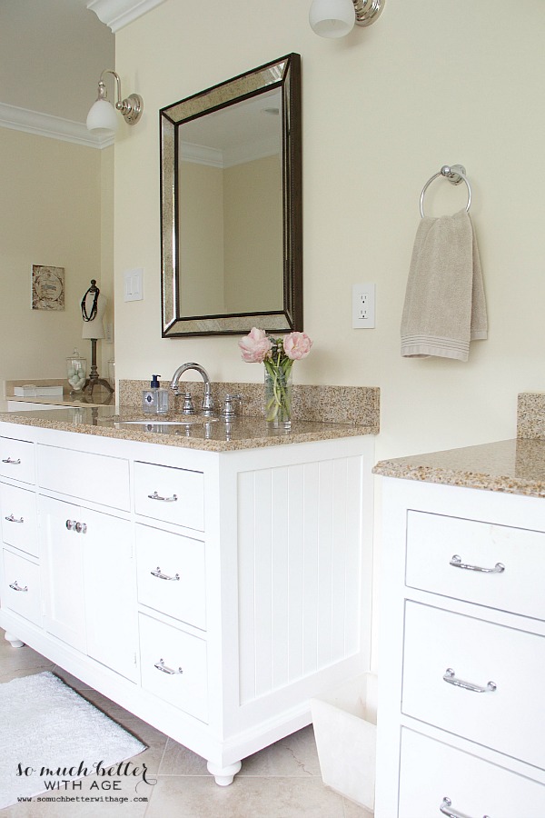 Brand new mirrors hanging above vanity.