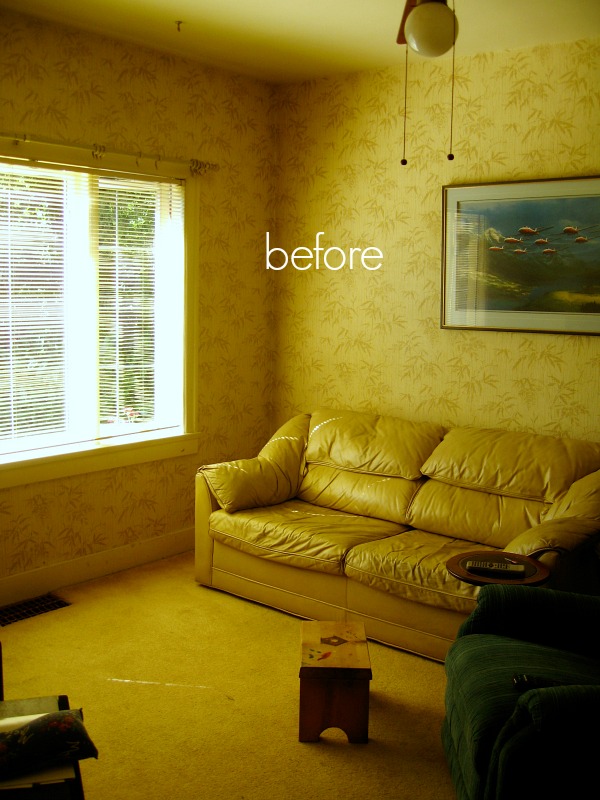 Our old old house, 90-year-old Tudor house tour / before picture of the family room - So Much Better With Age