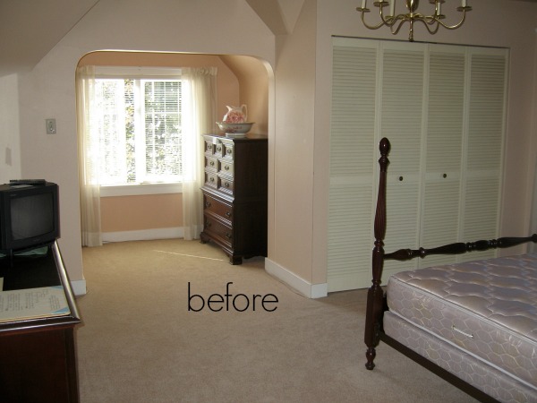 Our old old house, 90-year-old Tudor house tour / before picture of bedroom - So Much Better With Age