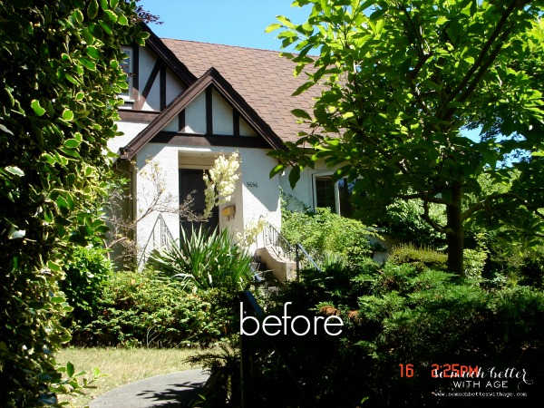 Our old old house, 90-year-old Tudor house tour / trimming the weeds - So Much Better With Age