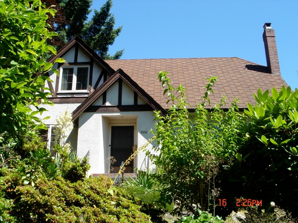 Our old old house, 90-year-old Tudor house tour / overgrown shrubs in front of house - So Much Better With Age