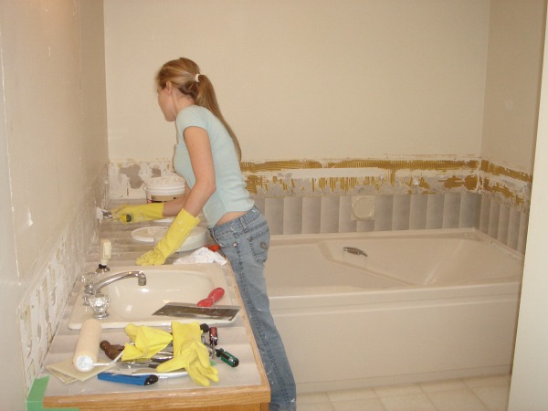 Our old old house, 90-year-old Tudor house tour / renovating the bathrooms - So Much Better With Age