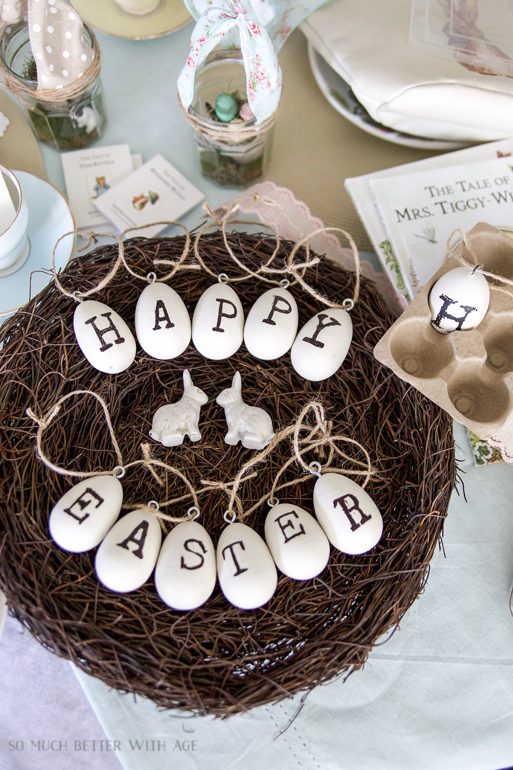 The egg garland in the nest.