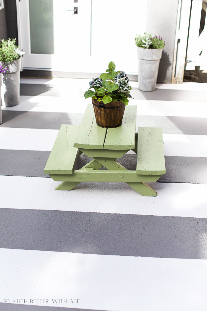 How To Paint Stripes Like An Outdoor Rug On Patio Concrete Slab