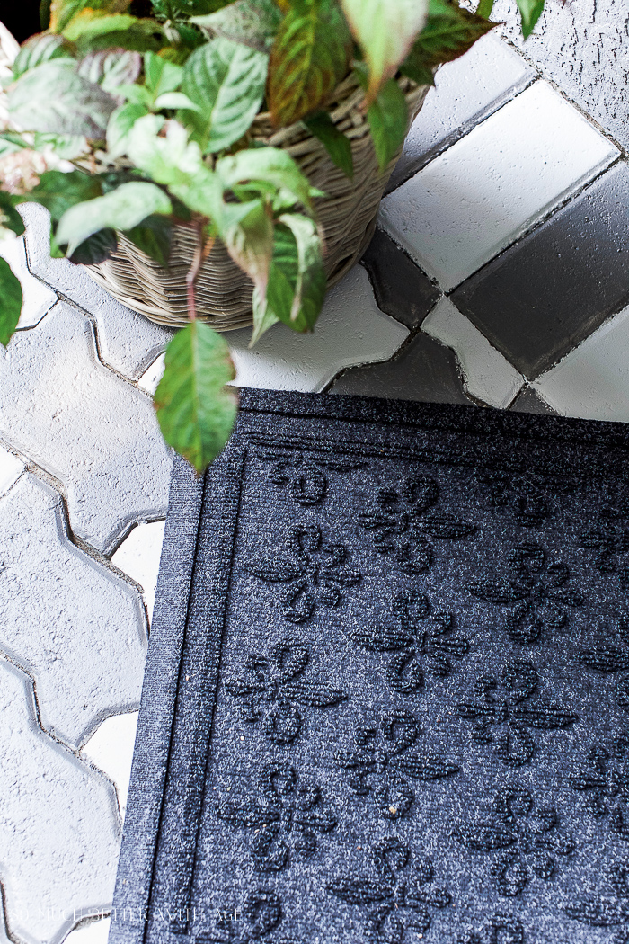 Front Porch Makeover with Painted Paving Stones/black front door mat- So Much Better With Age