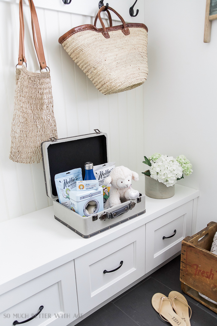 The Best Vintage Laundry Room Decor - So Much Better With Age