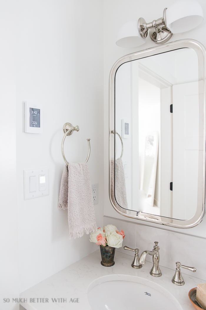 How To Make A Small Bathroom Look Luxurious