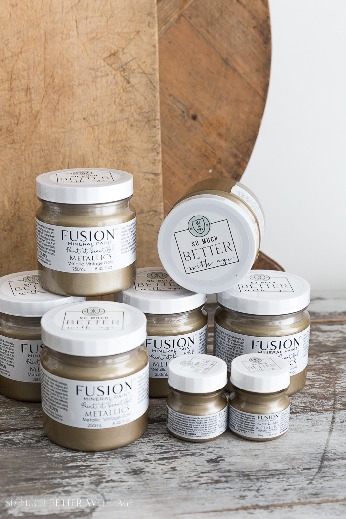 Metallic Vintage Gold by Fusion Mineral Paint @ The Painted Heirloom