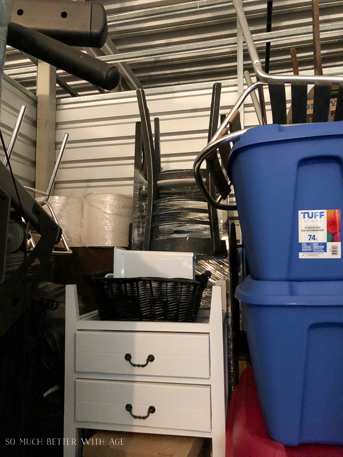 https://somuchbetterwithage.com/wp-content/uploads/2019/08/how-to-sell-everything-in-a-storage-unit-3.jpg