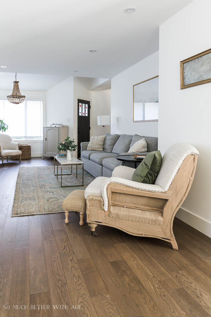 Decorate A Long Narrow Living Room, Sofa Layout For Long Narrow Living Room
