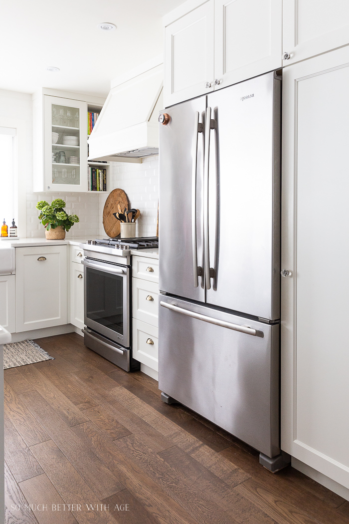 Matching refrigerator on sale and stove