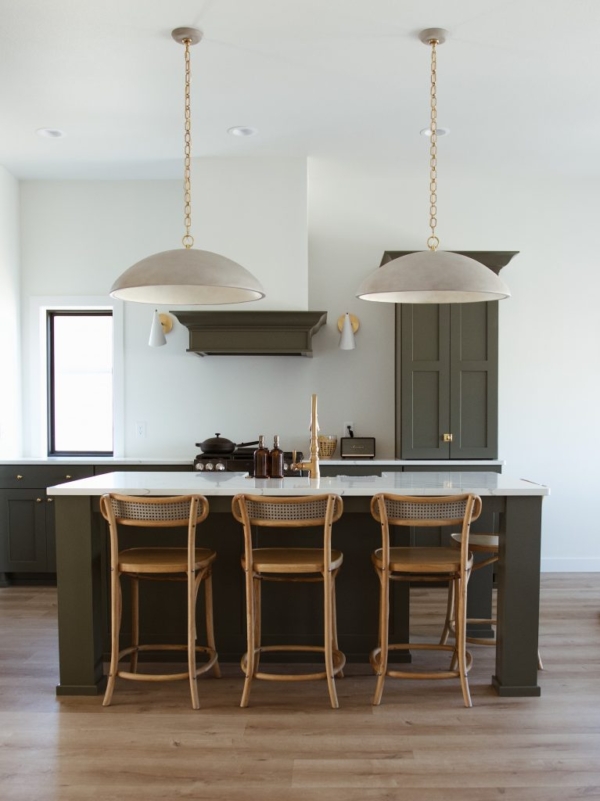 Best Green Paint Colors for Kitchen Cabinets (or Walls!) - Jamie Lundstrom
